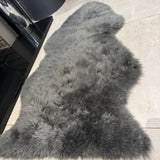 Hanlin - Pure New Wool Genuine Sheepskin
Premium Large Rug Colour - Mid Grey&nbsp; +95cm