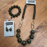 Eliza Gracious - Green Tiger Eye effect stretchy Bracelet