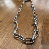 Eliza Gracious - Elongated Oval Chain Link Long Necklace | 2 colours