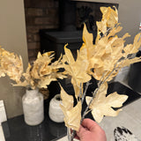 Faux Maple Leaf Stem H82cm - soft natural autumn foliage
Colour - Natural Apricot