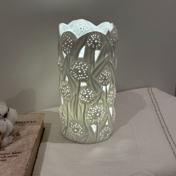 Light Glow - Home; supply the best designs & the highest quality products

White Ceramic Column Rechargeable Style Lamp H20cm
Design - Dandelions  