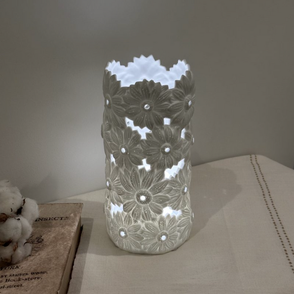 Light Glow - Home; supply the best designs & the highest quality products

White Ceramic Column Rechargeable Style Lamp H20cm
Design - Daisies Dream