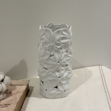 Light Glow - Home; supply the best designs &amp; the highest quality products

White Ceramic Column Rechargeable portable Style Lamp H20cm
Design - Frangipani Serenity

New AW25