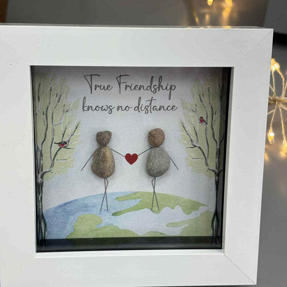 Mini Framed Pebble Art - 'True Friendship knows no distance'