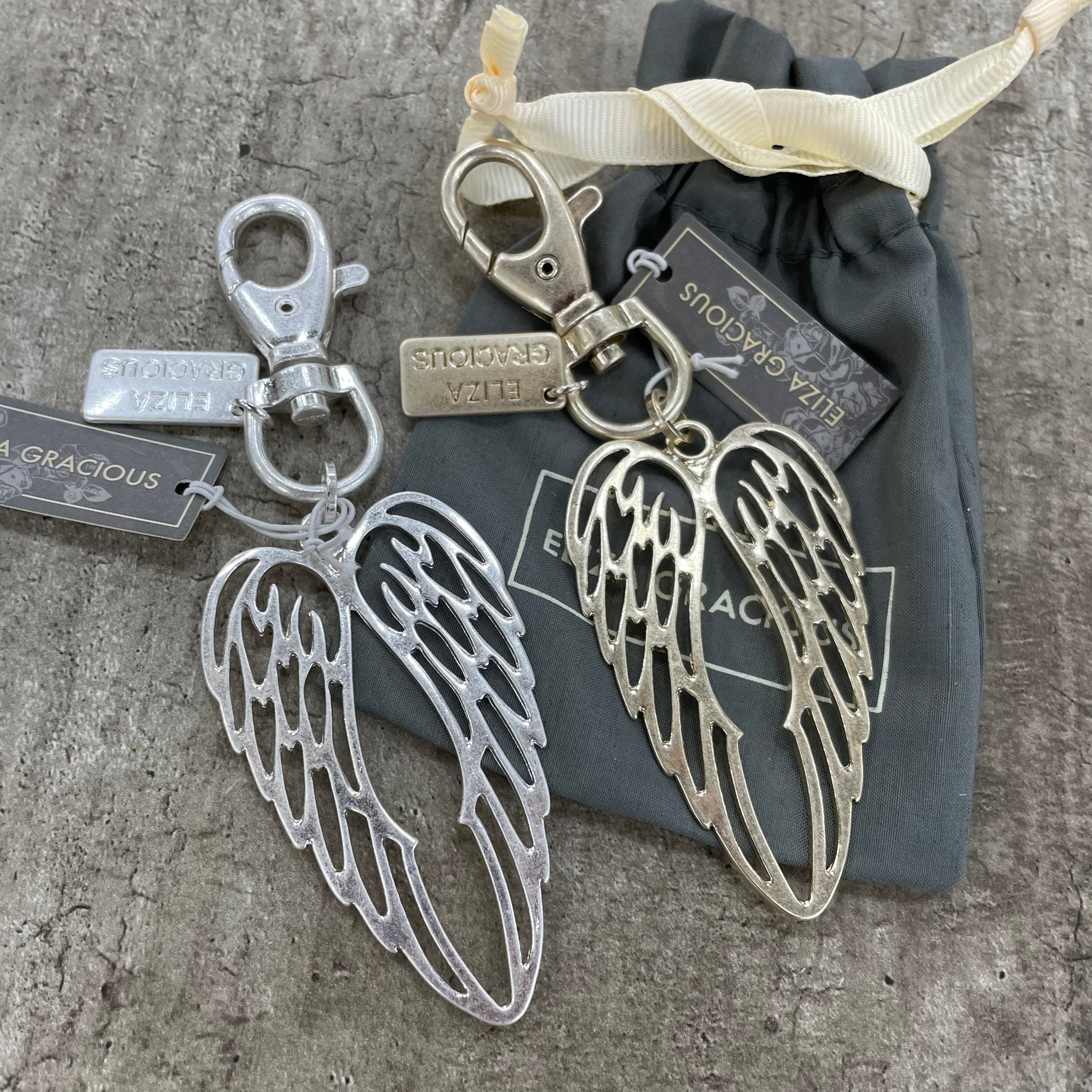 【YEGG】Wing keyring (2colors) Z30 Concepts Rubber Soarer Winged Lion Keychain
