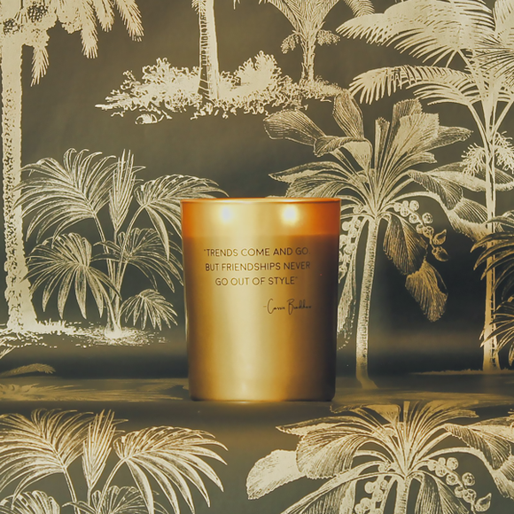 Soy Candle 12.5cm 
Presented in a Gold Glass Jar with the Fragrance Silky Tonka
Quote by Inspirators collection - Carrie Bradshaw;
'Trends come and go, but friendships never go out of style' 