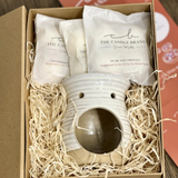 The Candle Brand Wax Burner Gift Set - Floral Selection - Patchouli, Lily & White Rose and Primrose presented in a beautiful magnetic gift box