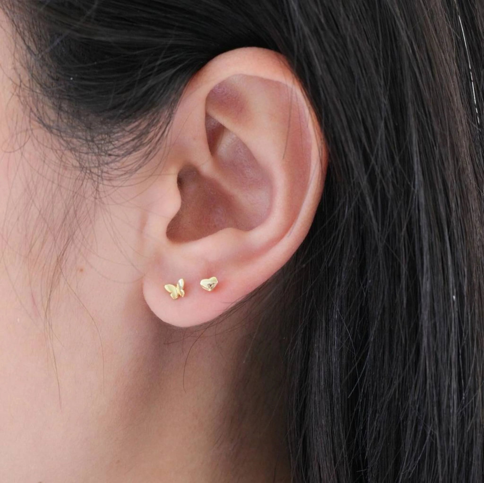 Small heart stud earrings deals