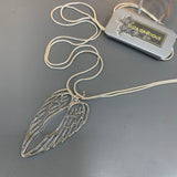Eliza Gracious - Twin Angel Wing Necklace | Silver & Matte Silver EN0779
